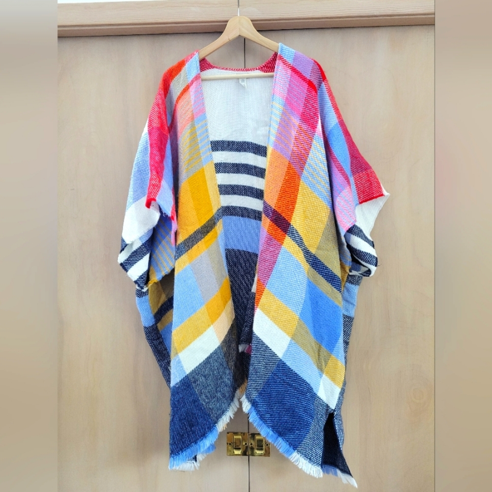 Aerie poncho